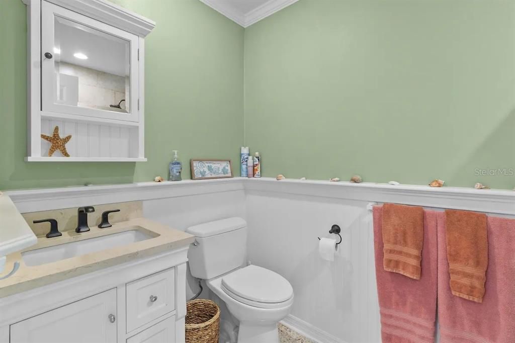 Bathroom, Interior, Recessed Lighting