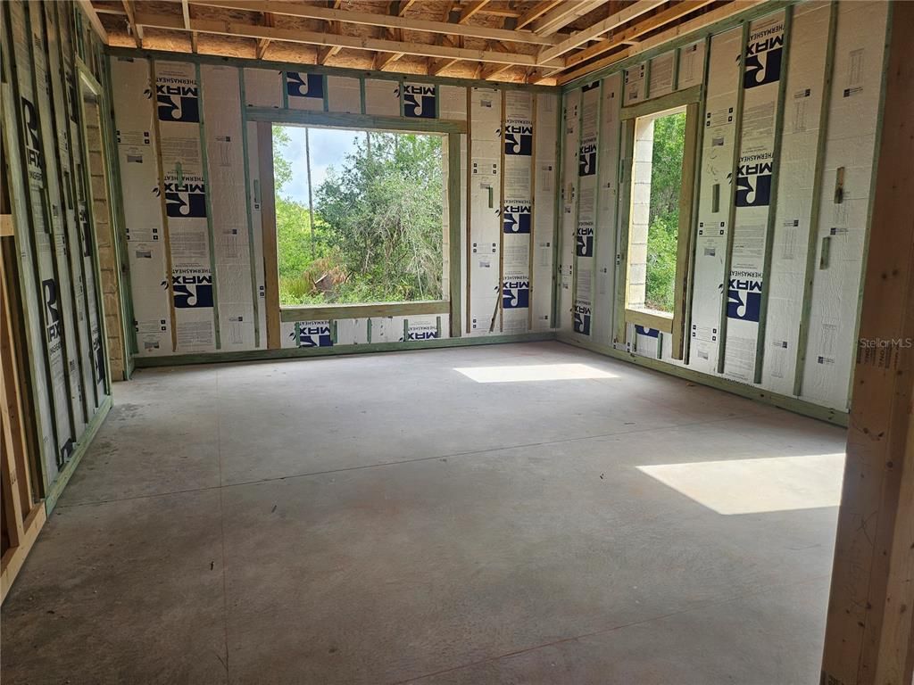 Empty room, Interior, Wooden Beams