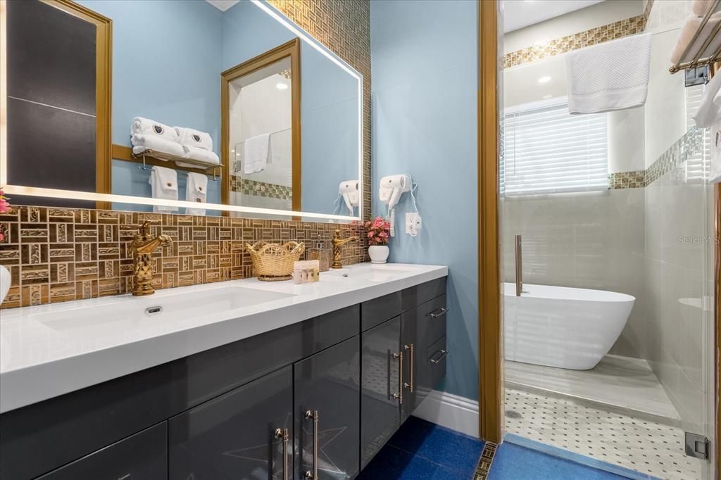 Bathroom, Dual Sink Vanities, Free Standing Baths, Interior