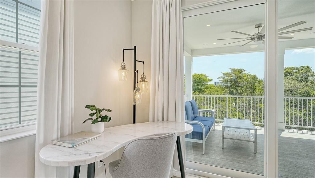 Dining room, Interior, Recessed Lighting