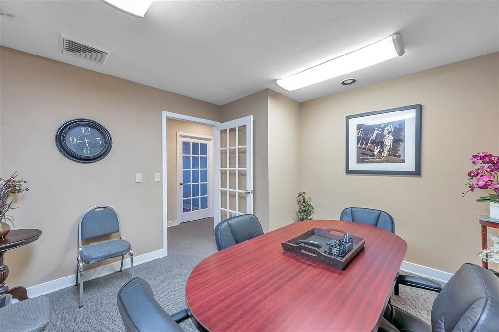 Dining room, Interior