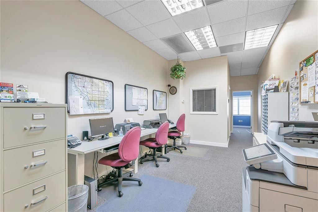 Home Office, Interior