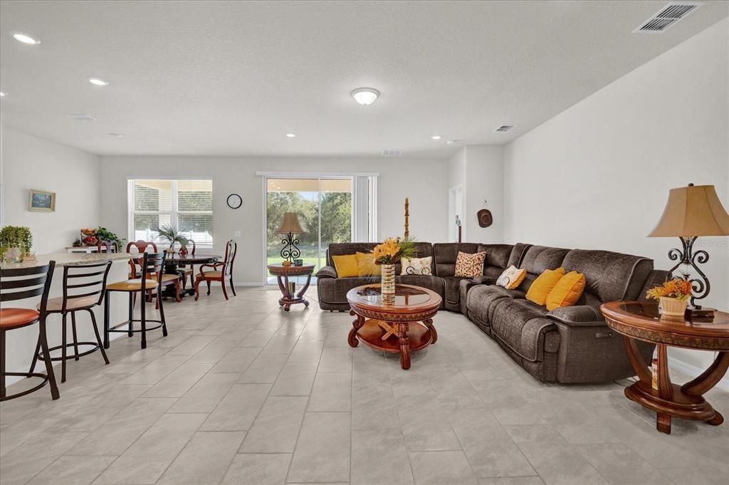 Dining room, Interior, Living room, Recessed Lighting