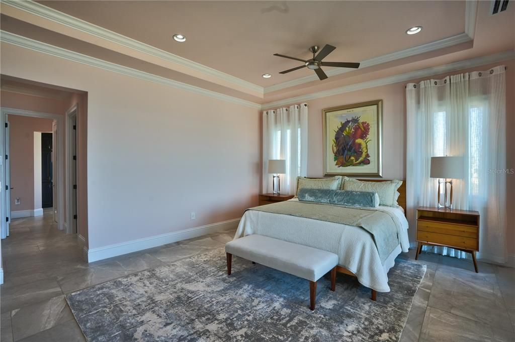 Bedroom, Interior, Recessed Lighting