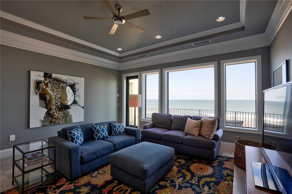 Interior, Living room, Recessed Lighting, Water