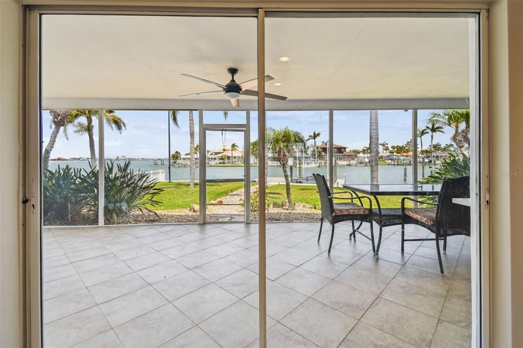 Interior, Recessed Lighting, Sun Room, Water