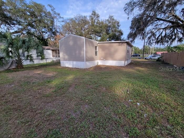 Backyard, Exterior