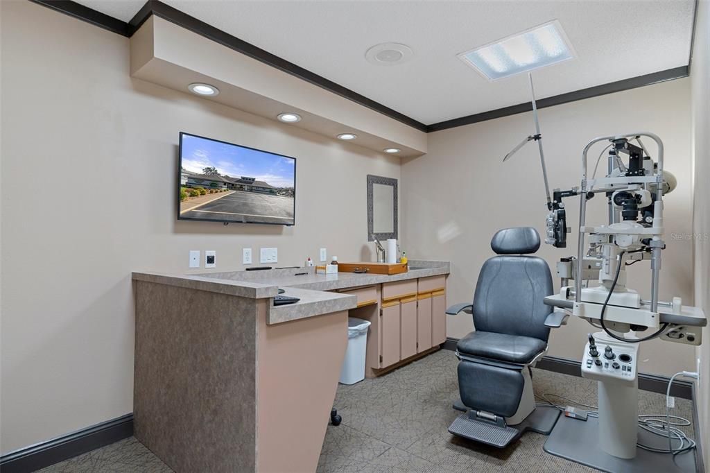 Fitness Equipment, Interior, Recessed Lighting