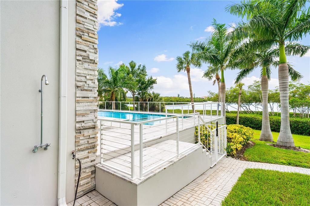 Exterior, Pool, Water