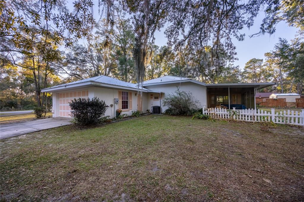 Backyard, Exterior