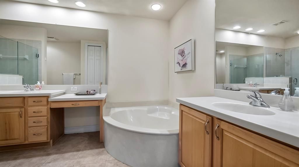 Bathroom, Dual Sink Vanities, Free Standing Baths, Interior, Recessed Lighting