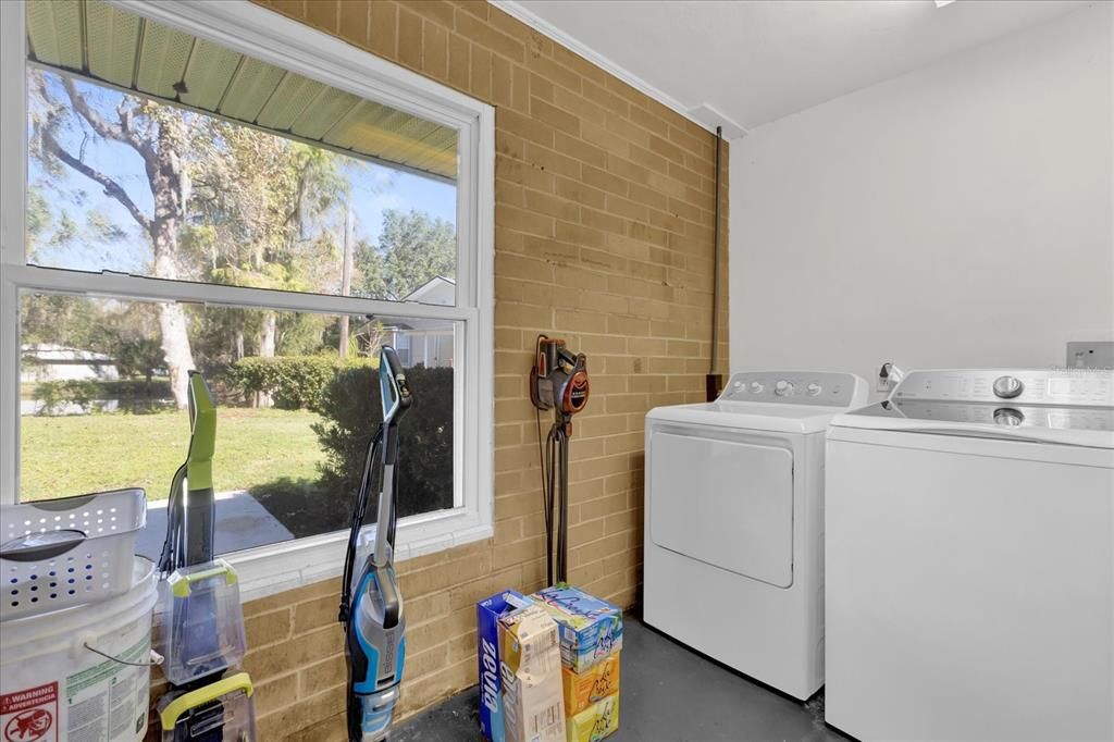 Interior, Washer