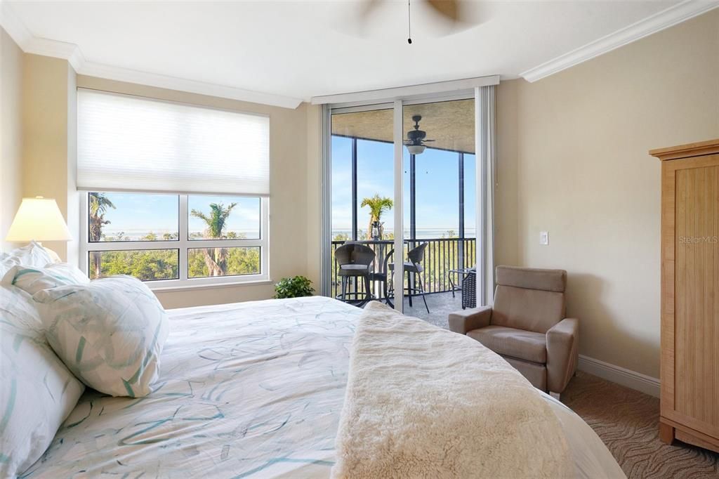 Bedroom, Interior, Water