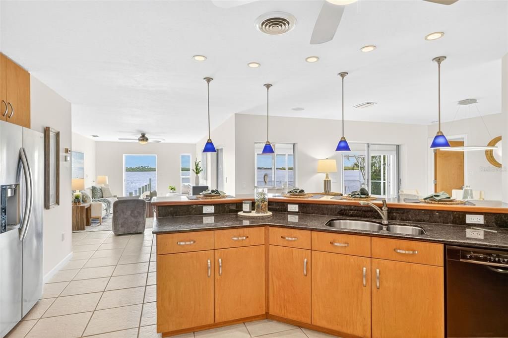 Dining room, Interior, Kitchen, Living room, Pendant Lights, Recessed Lighting, Stainless Steel Appliances