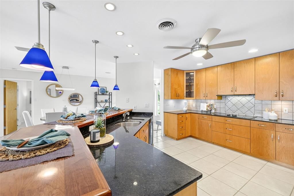 Dining room, Interior, Kitchen, Pendant Lights, Recessed Lighting
