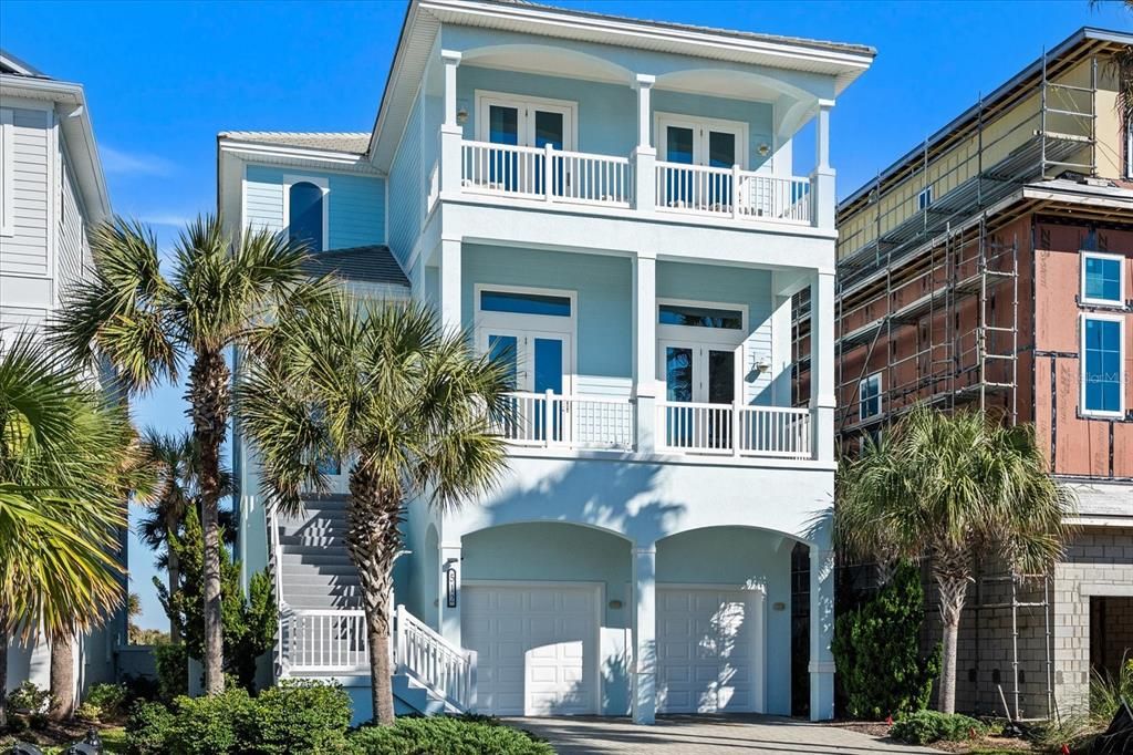 Attached, Exterior, Facade, Rowhouse