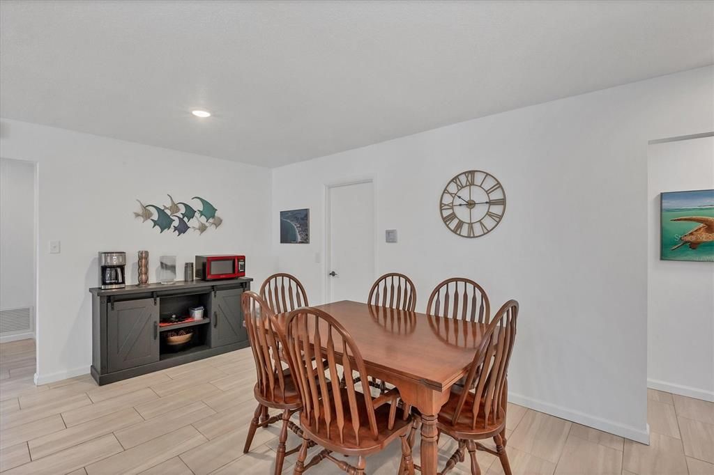 Dining room, Interior, Recessed Lighting, Wood Texture Flooring