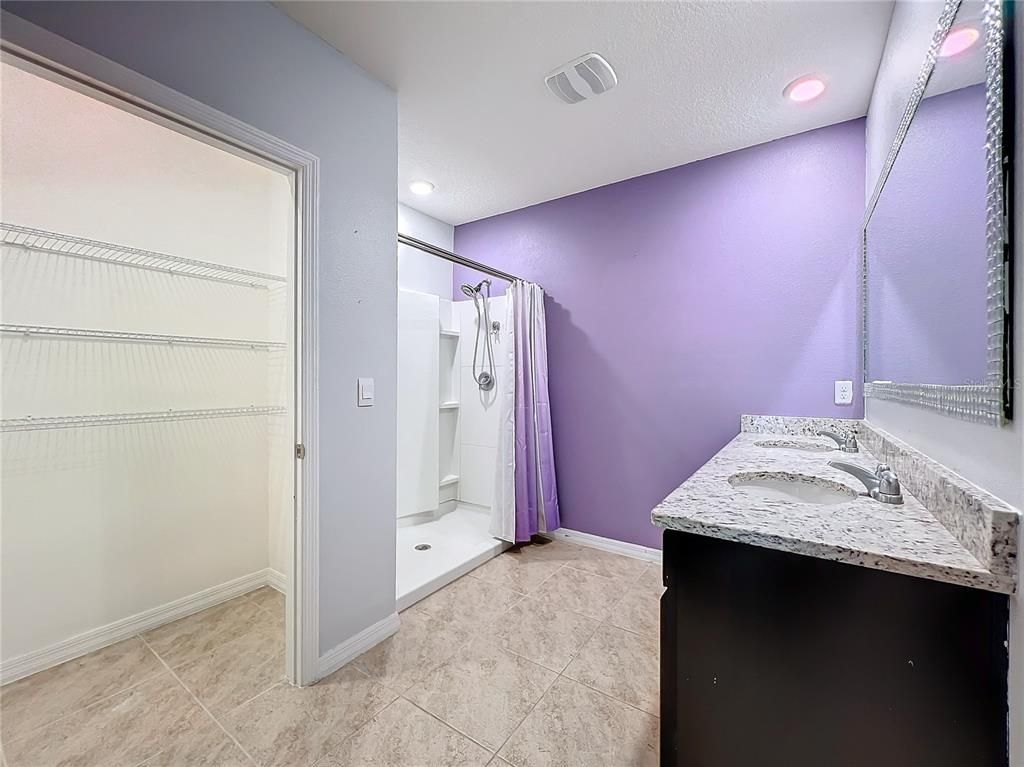 Bathroom, Interior, Recessed Lighting