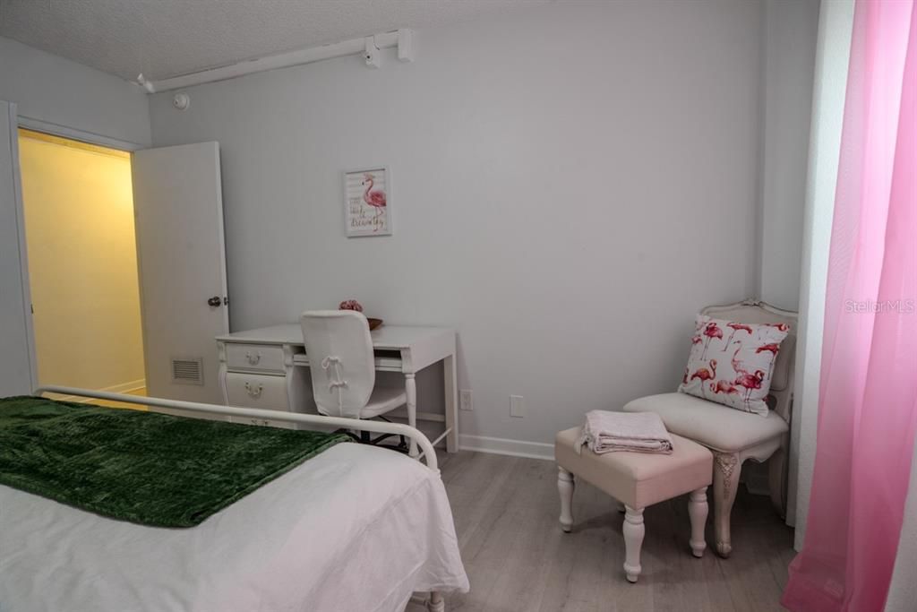 Bedroom, Home Office, Interior, Wood Texture Flooring