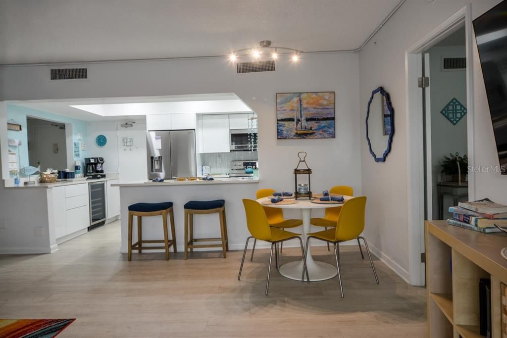Dining room, Interior, Kitchen, Stainless Steel Appliances, Wood Texture Flooring