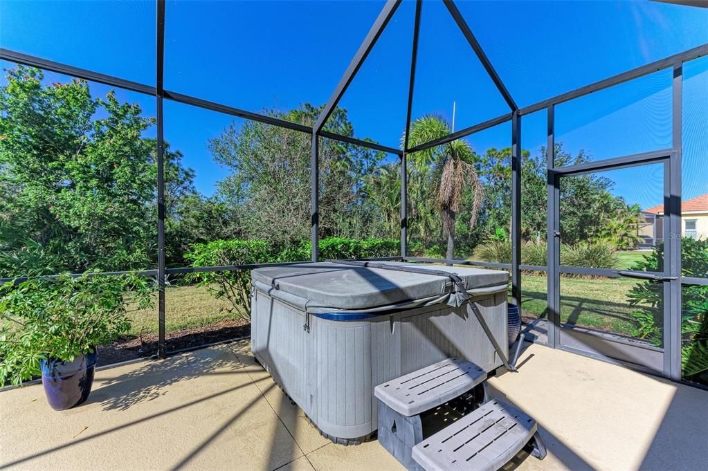 Glass Ceilings, Hot Tub, Interior, Sun Room