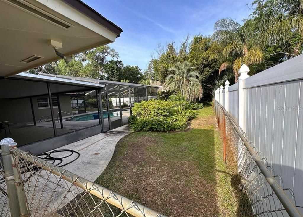 Backyard, Exterior