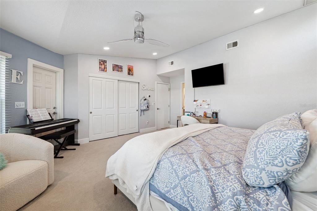 Bedroom, Interior, Recessed Lighting