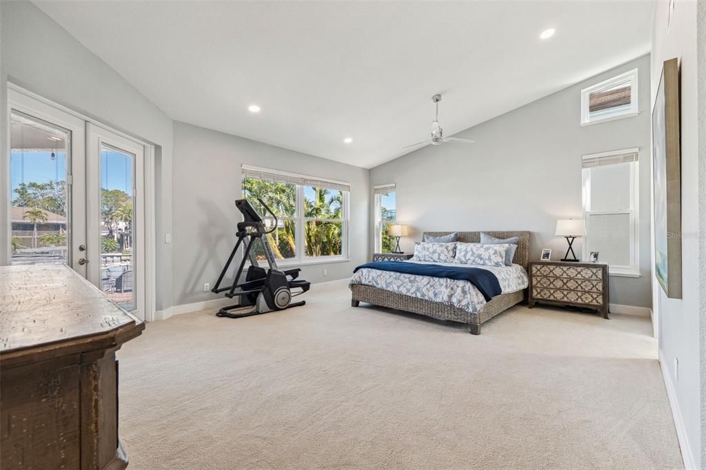 Bedroom, Fitness Equipment, Interior, Recessed Lighting
