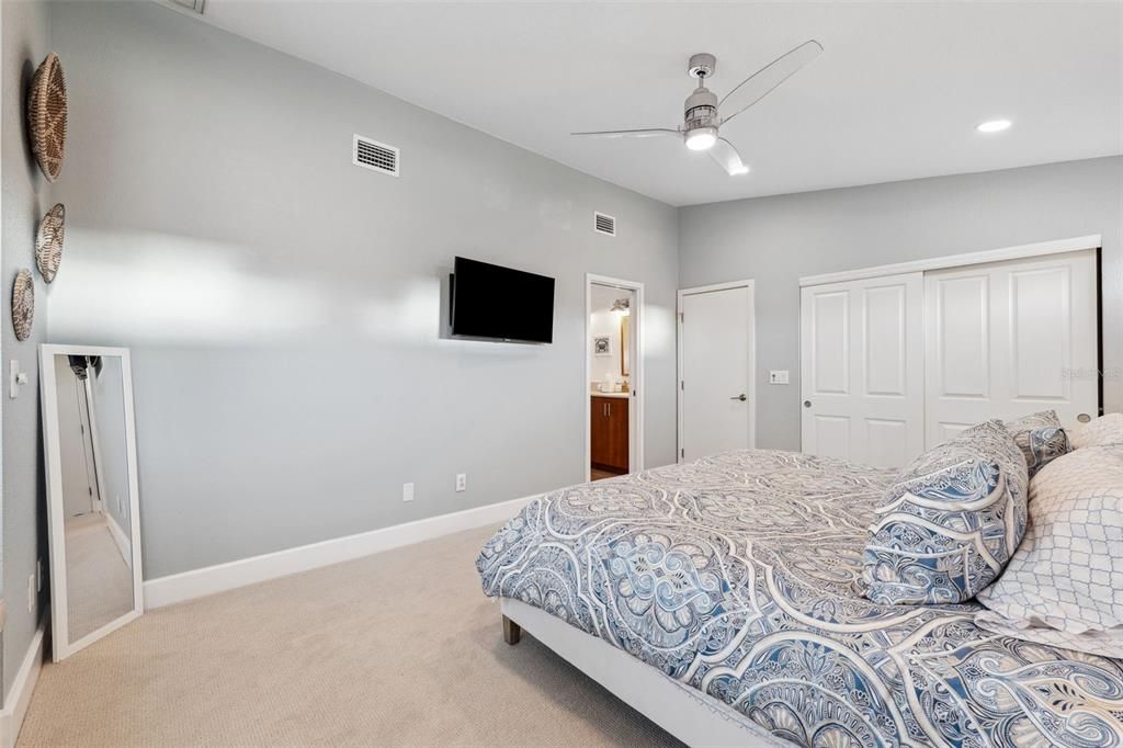 Bedroom, Interior, Recessed Lighting
