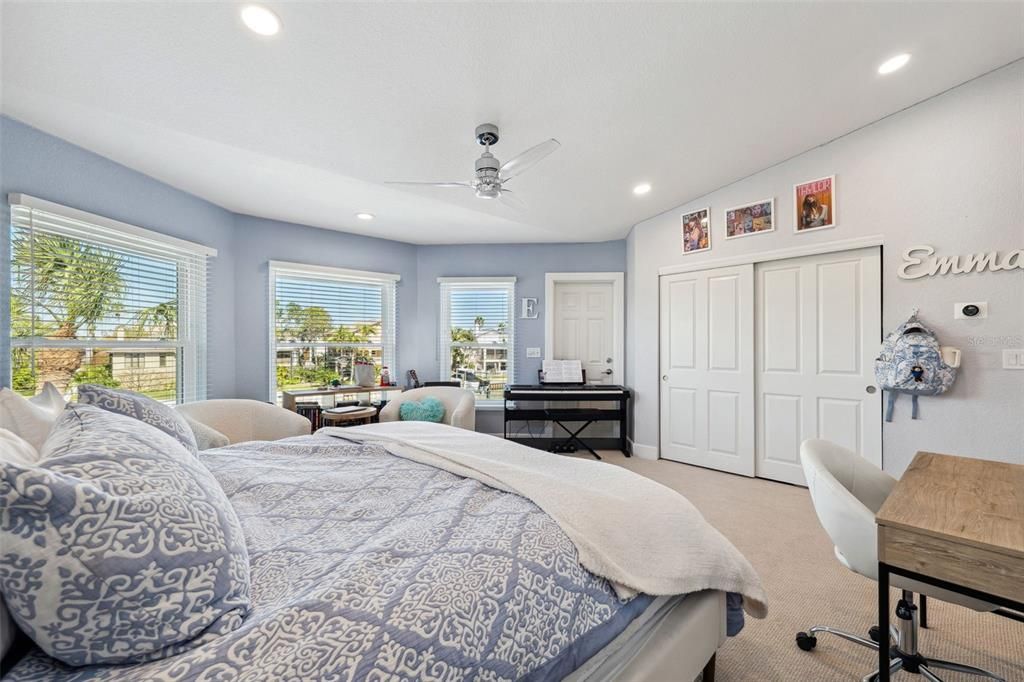 Bedroom, Interior, Recessed Lighting