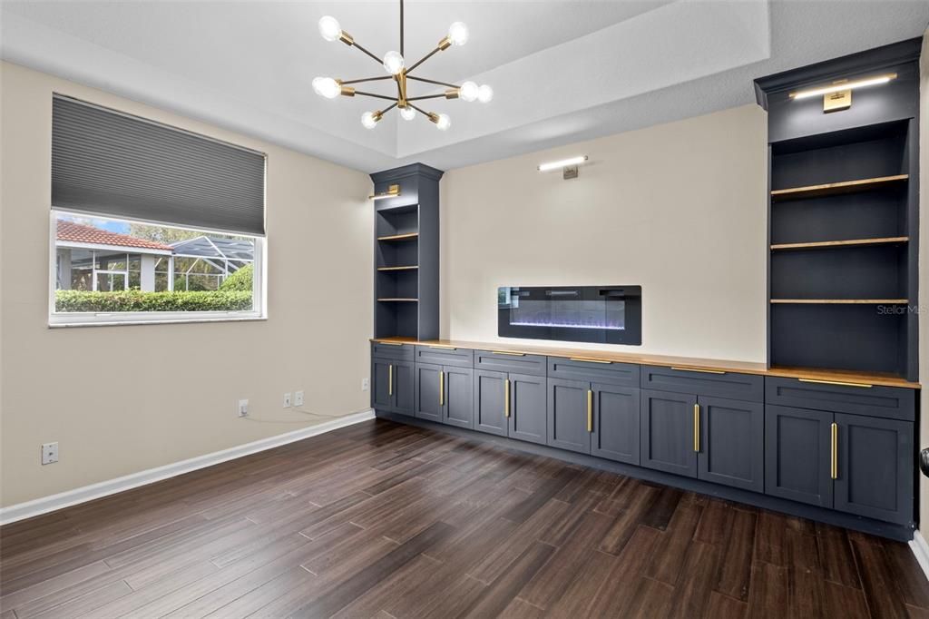 Empty room, Interior, Pendant Lights, Wood Texture Flooring