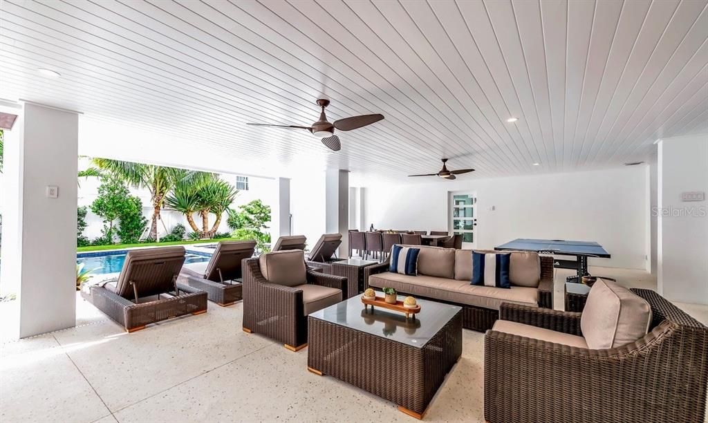 Exterior, Recessed Lighting