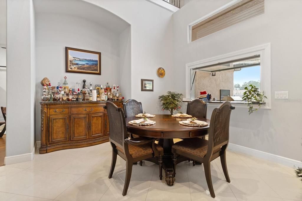 Dining room, Interior