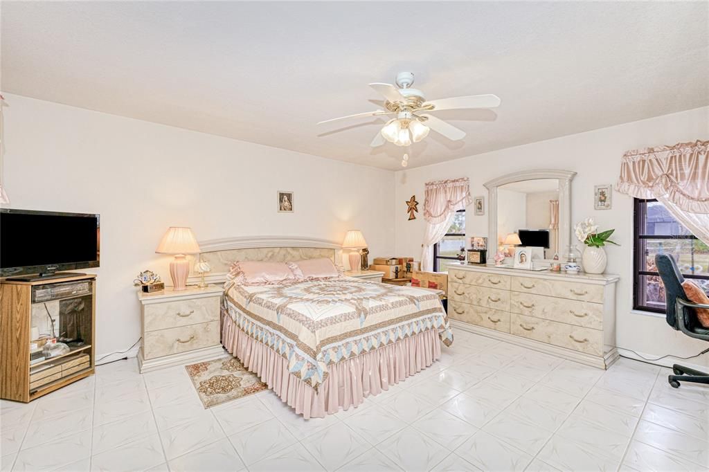 Bedroom, Interior, Marble