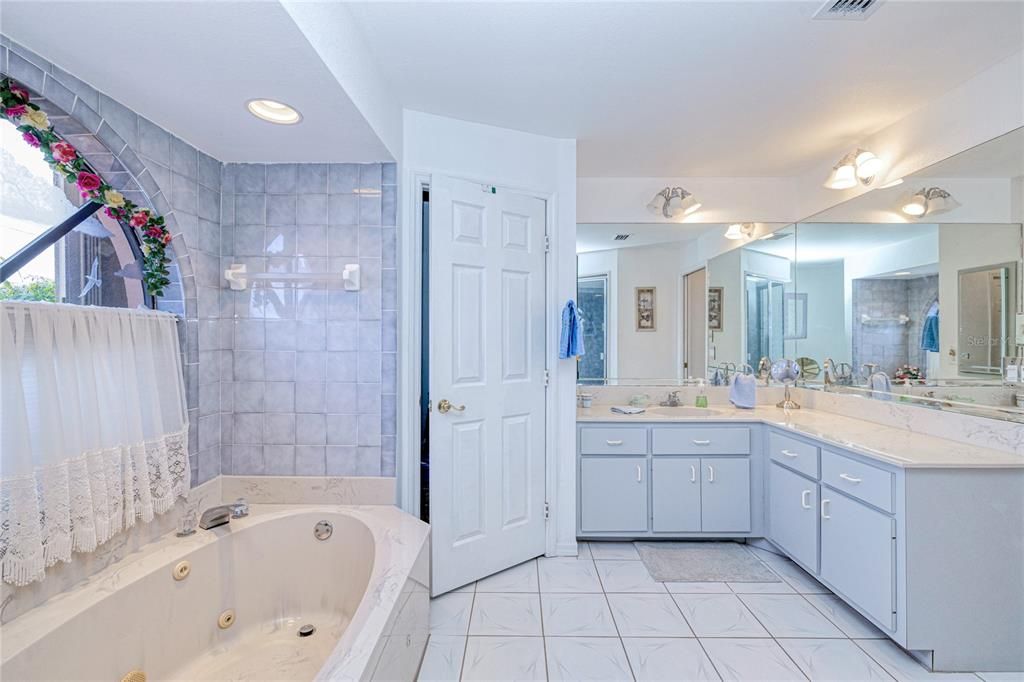 Bathroom, Dual Sink Vanities, Interior, Marble, Recessed Lighting