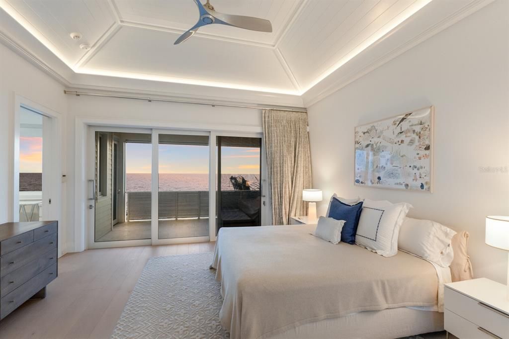 Bedroom, Interior, Recessed Lighting, Water, Wood Texture Flooring