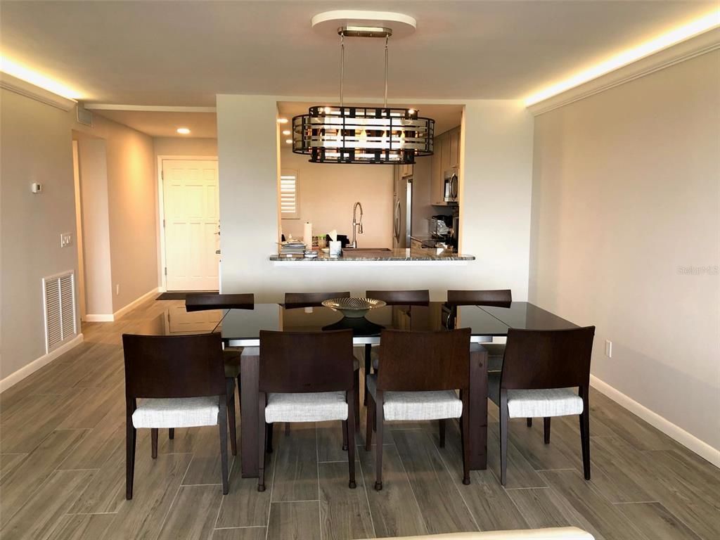 Dining room, Interior, Pendant Lights, Recessed Lighting, Wood Texture Flooring