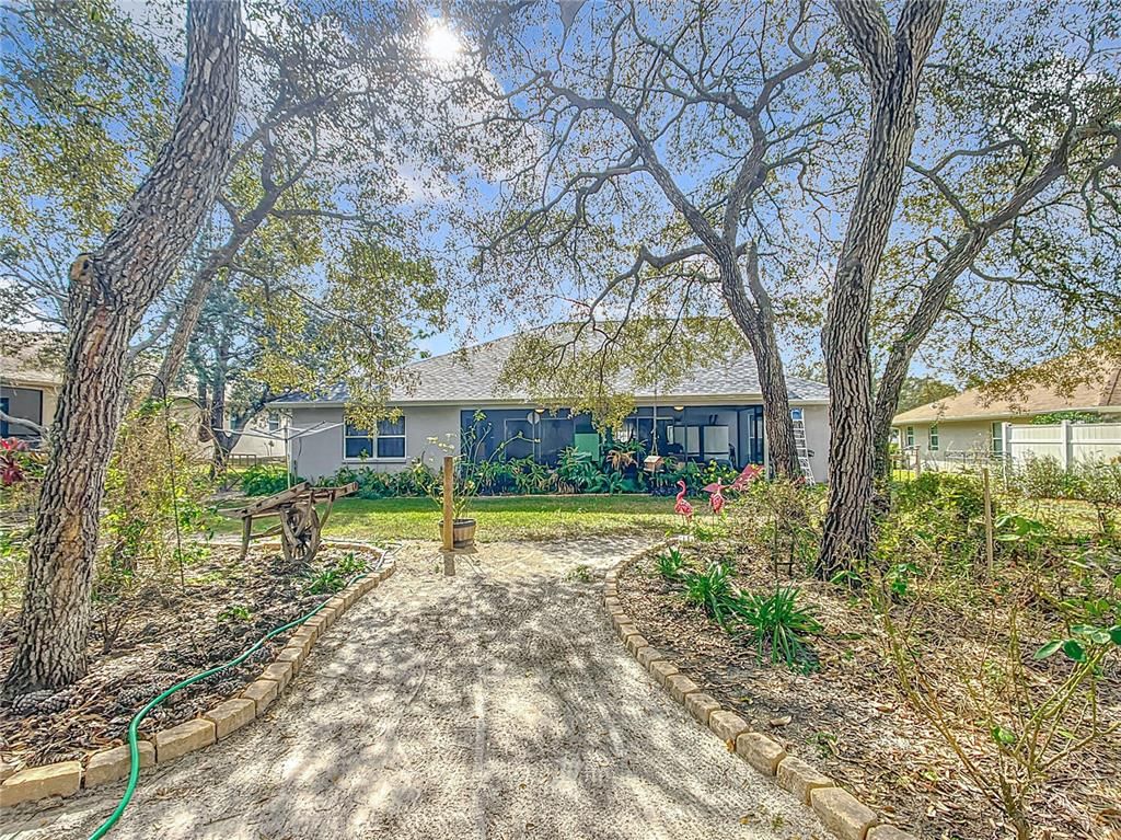 Backyard, Exterior