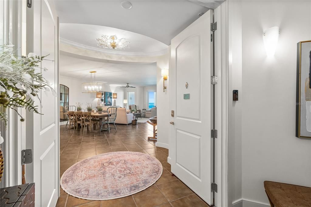 Chandelier, Dining room, Interior, Living room, Water
