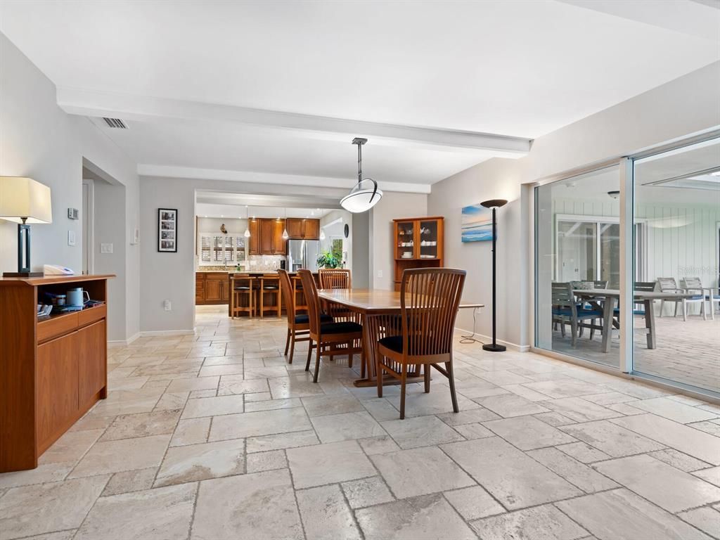 Dining room, Interior, Pendant Lights