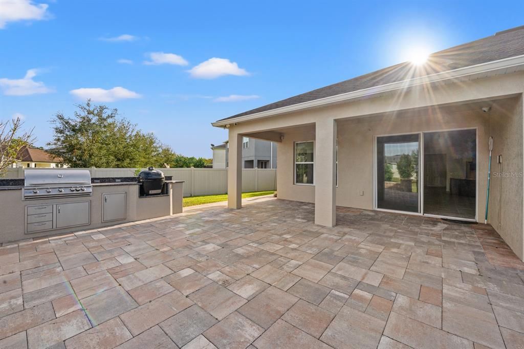 Exterior, Outdoor Kitchen