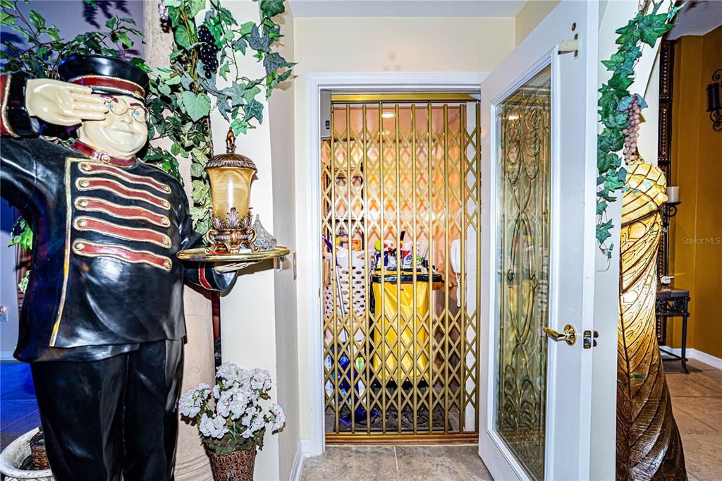 Interior, Wine Storage