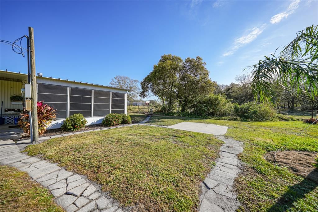 Backyard, Exterior