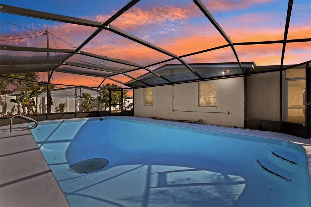 Glass Ceilings, Interior, Pool, Sun Room