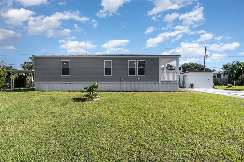 Backyard, Exterior