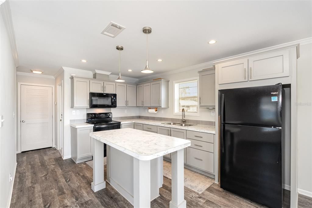 Interior, Kitchen, Pendant Lights, Recessed Lighting, Wood Texture Flooring