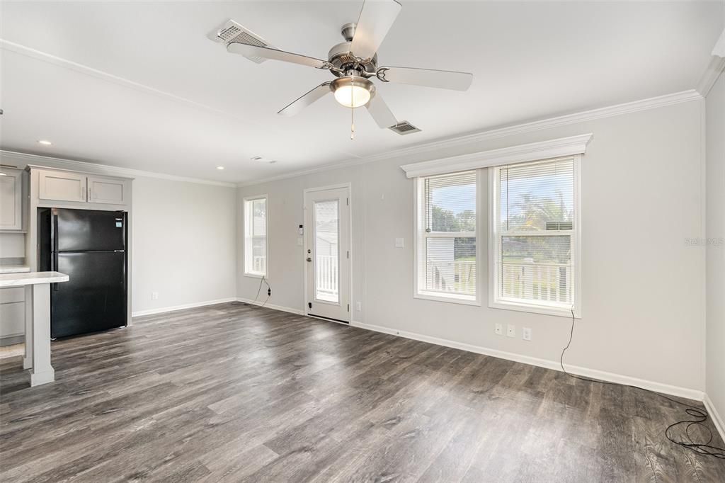 Empty room, Interior, Recessed Lighting, Wood Texture Flooring