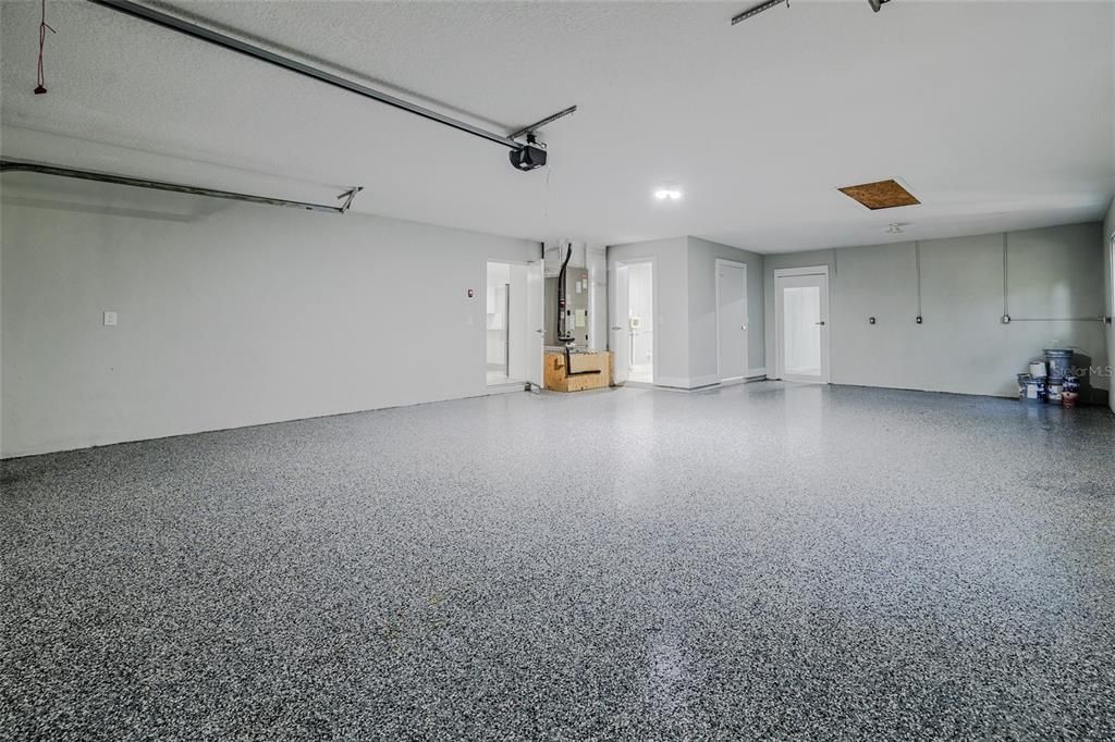 Garage, Interior, Recessed Lighting