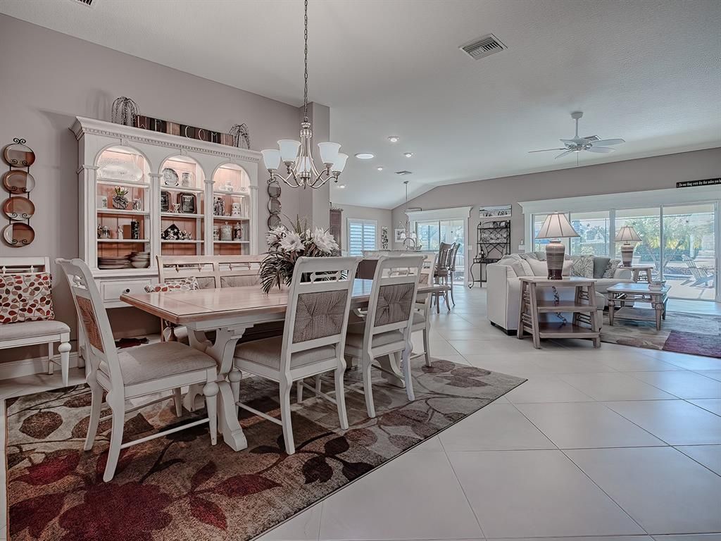 Chandelier, Dining room, Interior, Living room, Recessed Lighting