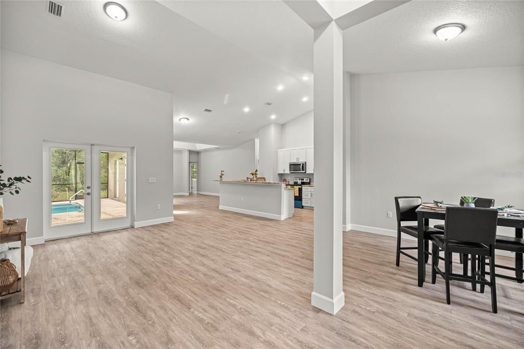 Dining room, Interior, Kitchen, Recessed Lighting, Wood Texture Flooring